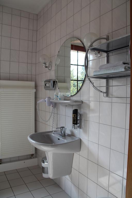 Landhotel Kertscher-Hof Schmölln Δωμάτιο φωτογραφία